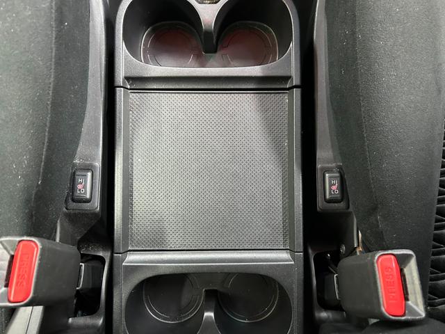 デリカD:5 P 4WD・ケンウッドメモリーナビテレビ・Bluetooth・全方位モニター・両側パワースライドドア・横滑り防止装置・クルーズコントロール・ブラインドスポットモニター・シートヒーター・レンタアップ車(60枚目)