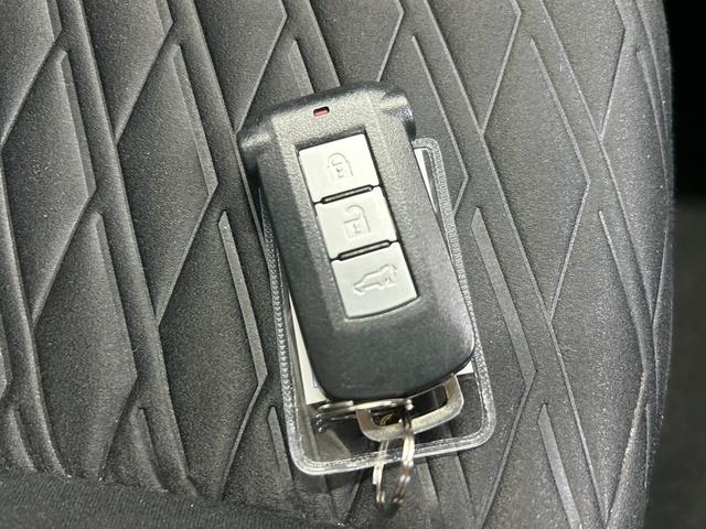 デリカD:5 P 4WD・ケンウッドメモリーナビテレビ・Bluetooth・全方位モニター・両側パワースライドドア・横滑り防止装置・クルーズコントロール・ブラインドスポットモニター・シートヒーター・レンタアップ車(64枚目)