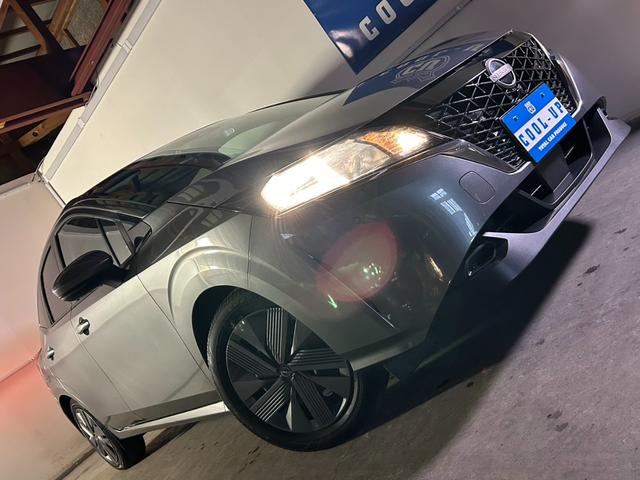 ノート Ｘ　ＦＯＵＲ　４ＷＤ・社外メモリーナビゲーション・Ｂｌｕｅｔｏｏｔｈ・バックカメラ・衝突軽減ブレーキ・横滑り防止・ステアリングヒーター・プッシュスタート・ライトレベライザー・ステアリングヒーターＥＴＣ・レンタアップ（7枚目）