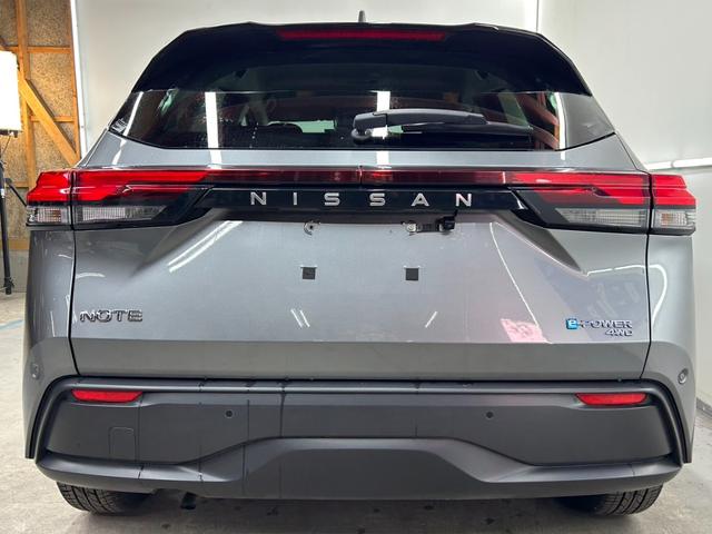 ノート Ｘ　ＦＯＵＲ　４ＷＤ・社外メモリーナビゲーション・Ｂｌｕｅｔｏｏｔｈ・バックカメラ・衝突軽減ブレーキ・横滑り防止・ステアリングヒーター・プッシュスタート・ライトレベライザー・ステアリングヒーターＥＴＣ・レンタアップ（17枚目）