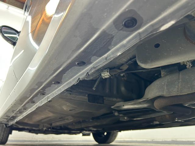 ノート Ｘ　ＦＯＵＲ　４ＷＤ・社外メモリーナビゲーション・Ｂｌｕｅｔｏｏｔｈ・バックカメラ・衝突軽減ブレーキ・横滑り防止・ステアリングヒーター・プッシュスタート・ライトレベライザー・ステアリングヒーターＥＴＣ・レンタアップ（35枚目）