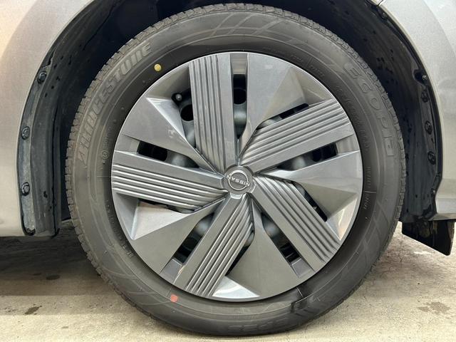 ノート Ｘ　ＦＯＵＲ　４ＷＤ・社外メモリーナビゲーション・Ｂｌｕｅｔｏｏｔｈ・バックカメラ・衝突軽減ブレーキ・横滑り防止・ステアリングヒーター・プッシュスタート・ライトレベライザー・ステアリングヒーターＥＴＣ・レンタアップ（37枚目）