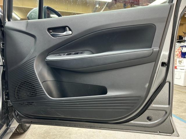 ノート Ｘ　ＦＯＵＲ　４ＷＤ・社外メモリーナビゲーション・Ｂｌｕｅｔｏｏｔｈ・バックカメラ・衝突軽減ブレーキ・横滑り防止・ステアリングヒーター・プッシュスタート・ライトレベライザー・ステアリングヒーターＥＴＣ・レンタアップ（41枚目）