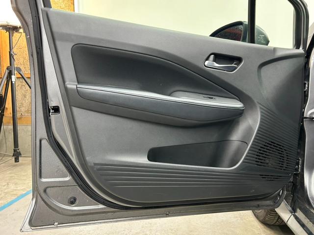 ノート Ｘ　ＦＯＵＲ　４ＷＤ・社外メモリーナビゲーション・Ｂｌｕｅｔｏｏｔｈ・バックカメラ・衝突軽減ブレーキ・横滑り防止・ステアリングヒーター・プッシュスタート・ライトレベライザー・ステアリングヒーターＥＴＣ・レンタアップ（42枚目）