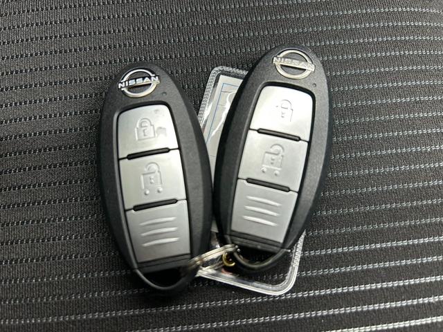 ノート Ｘ　ＦＯＵＲ　４ＷＤ・社外メモリーナビゲーション・Ｂｌｕｅｔｏｏｔｈ・バックカメラ・衝突軽減ブレーキ・横滑り防止・ステアリングヒーター・プッシュスタート・ライトレベライザー・ステアリングヒーターＥＴＣ・レンタアップ（65枚目）