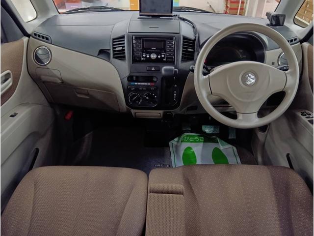 車を運転する際には運転席の存在は欠かせません。なのでしっかりとチェックしたいポイントですね。