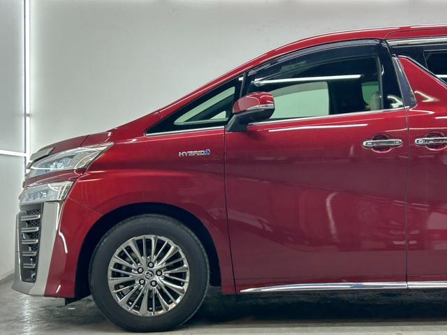 ヴェルファイアハイブリッド エグゼクティブラウンジZ 4WD・純正SDナビフルセグテレビ・Bluetooth・パノラマモニター・フリップダウンモニター・JBLサウンド・両側パワースライド・パワーバックドア・白革シート・シートヒーター・寒冷地仕様(9枚目)