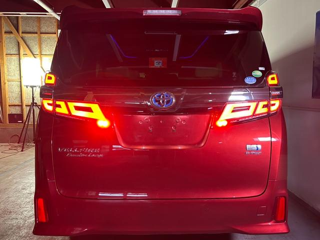 ヴェルファイアハイブリッド エグゼクティブラウンジZ 4WD・純正SDナビフルセグテレビ・Bluetooth・パノラマモニター・フリップダウンモニター・JBLサウンド・両側パワースライド・パワーバックドア・白革シート・シートヒーター・寒冷地仕様(18枚目)