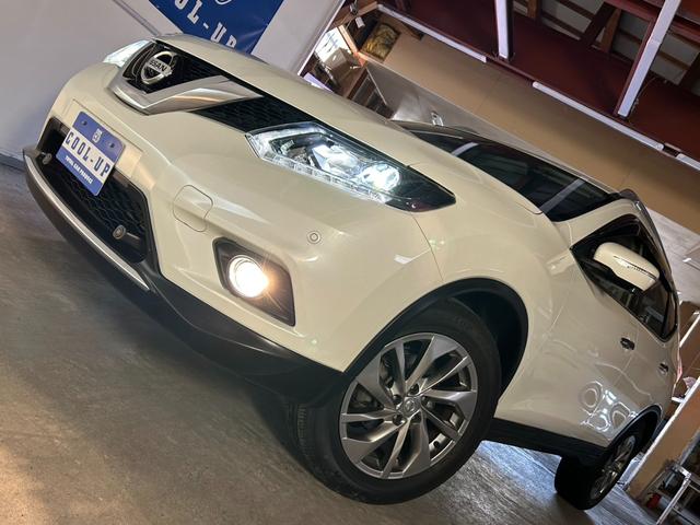 エクストレイル ２０Ｘｔｔ　エマージェンシーブレーキパッケージ　４ＷＤ・純正ＳＤナビフルセグＴＶ・Ｂｌｕｅｔｏｏｔｈ・アラウンドビューモニター・クルコン・シートヒーター・ＥＴＣ・ブラインドスポットモニター・パワーバックドア・横滑り防止装置・衝突軽減ブレーキ（8枚目）