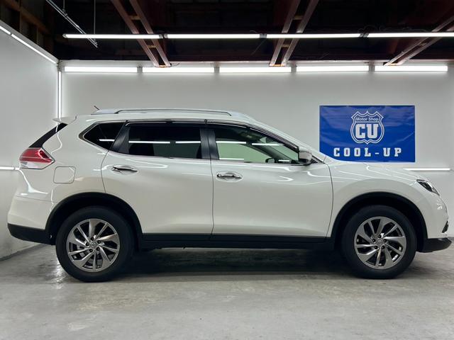 エクストレイル ２０Ｘｔｔ　エマージェンシーブレーキパッケージ　４ＷＤ・純正ＳＤナビフルセグＴＶ・Ｂｌｕｅｔｏｏｔｈ・アラウンドビューモニター・クルコン・シートヒーター・ＥＴＣ・ブラインドスポットモニター・パワーバックドア・横滑り防止装置・衝突軽減ブレーキ（13枚目）