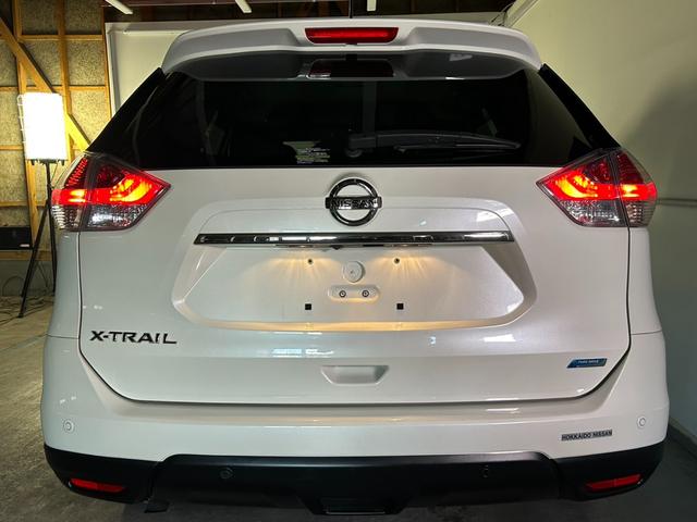 エクストレイル ２０Ｘｔｔ　エマージェンシーブレーキパッケージ　４ＷＤ・純正ＳＤナビフルセグＴＶ・Ｂｌｕｅｔｏｏｔｈ・アラウンドビューモニター・クルコン・シートヒーター・ＥＴＣ・ブラインドスポットモニター・パワーバックドア・横滑り防止装置・衝突軽減ブレーキ（18枚目）