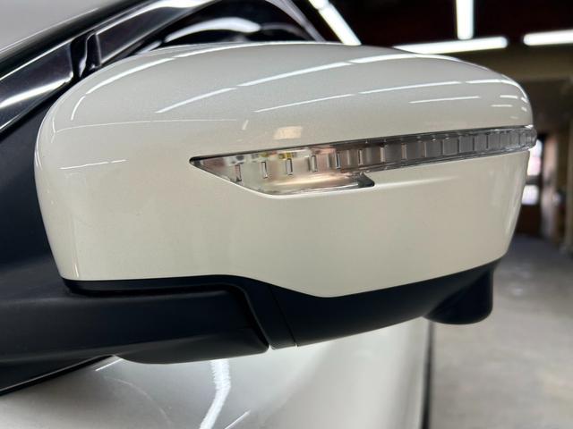 エクストレイル ２０Ｘｔｔ　エマージェンシーブレーキパッケージ　４ＷＤ・純正ＳＤナビフルセグＴＶ・Ｂｌｕｅｔｏｏｔｈ・アラウンドビューモニター・クルコン・シートヒーター・ＥＴＣ・ブラインドスポットモニター・パワーバックドア・横滑り防止装置・衝突軽減ブレーキ（30枚目）