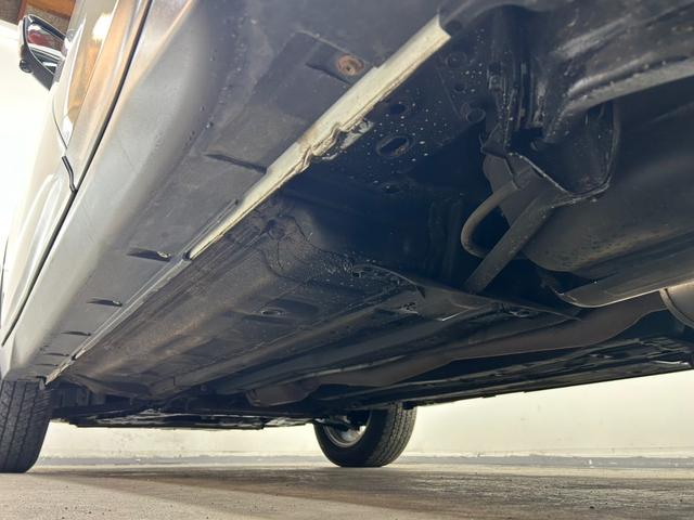 エクストレイル ２０Ｘｔｔ　エマージェンシーブレーキパッケージ　４ＷＤ・純正ＳＤナビフルセグＴＶ・Ｂｌｕｅｔｏｏｔｈ・アラウンドビューモニター・クルコン・シートヒーター・ＥＴＣ・ブラインドスポットモニター・パワーバックドア・横滑り防止装置・衝突軽減ブレーキ（35枚目）