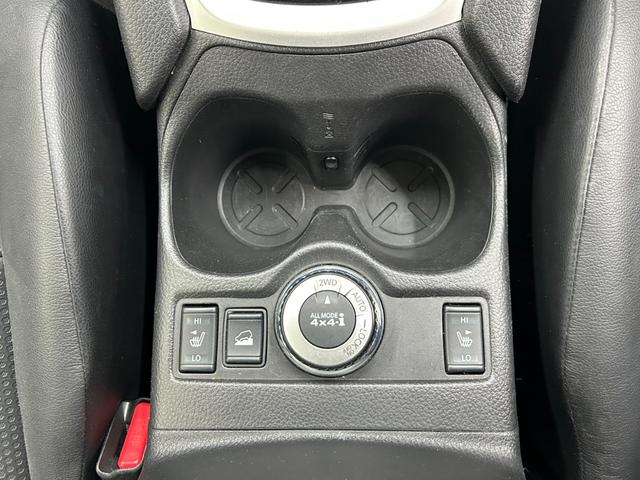 エクストレイル ２０Ｘｔｔ　エマージェンシーブレーキパッケージ　４ＷＤ・純正ＳＤナビフルセグＴＶ・Ｂｌｕｅｔｏｏｔｈ・アラウンドビューモニター・クルコン・シートヒーター・ＥＴＣ・ブラインドスポットモニター・パワーバックドア・横滑り防止装置・衝突軽減ブレーキ（59枚目）