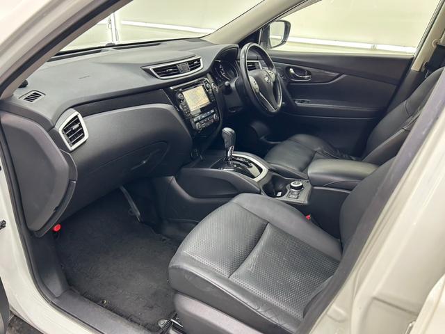 エクストレイル ２０Ｘｔｔ　エマージェンシーブレーキパッケージ　４ＷＤ・純正ＳＤナビフルセグＴＶ・Ｂｌｕｅｔｏｏｔｈ・アラウンドビューモニター・クルコン・シートヒーター・ＥＴＣ・ブラインドスポットモニター・パワーバックドア・横滑り防止装置・衝突軽減ブレーキ（65枚目）