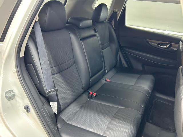 エクストレイル ２０Ｘｔｔ　エマージェンシーブレーキパッケージ　４ＷＤ・純正ＳＤナビフルセグＴＶ・Ｂｌｕｅｔｏｏｔｈ・アラウンドビューモニター・クルコン・シートヒーター・ＥＴＣ・ブラインドスポットモニター・パワーバックドア・横滑り防止装置・衝突軽減ブレーキ（68枚目）