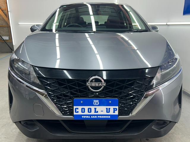 ノート Ｘ　ＦＯＵＲ　４ＷＤ・社外ディスプレイナビゲーション・Ｂｌｕｅｔｏｏｔｈ・バックカメラ・スマートキー・衝突軽減ブレーキ・横滑り防止装置・ステアリングヒーター・ＥＴＣ・クリアランスソナー・シートヒーター・レンタアップ（3枚目）