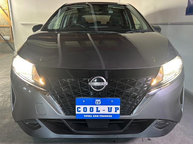 ノート Ｘ　ＦＯＵＲ　４ＷＤ・社外ディスプレイナビゲーション・Ｂｌｕｅｔｏｏｔｈ・バックカメラ・スマートキー・衝突軽減ブレーキ・横滑り防止装置・ステアリングヒーター・ＥＴＣ・クリアランスソナー・シートヒーター・レンタアップ（4枚目）