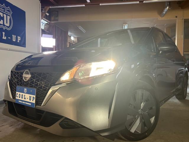 ノート Ｘ　ＦＯＵＲ　４ＷＤ・社外ディスプレイナビゲーション・Ｂｌｕｅｔｏｏｔｈ・バックカメラ・スマートキー・衝突軽減ブレーキ・横滑り防止装置・ステアリングヒーター・ＥＴＣ・クリアランスソナー・シートヒーター・レンタアップ（6枚目）