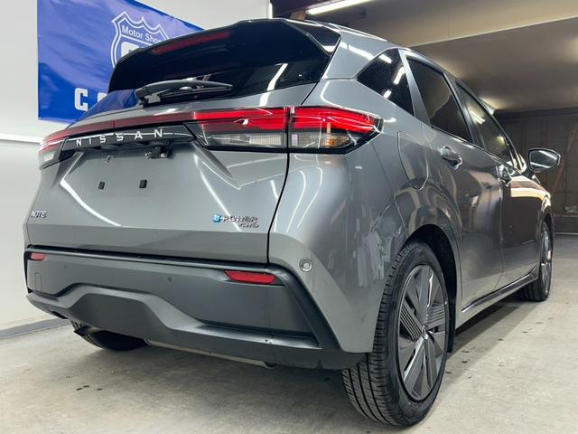 ノート Ｘ　ＦＯＵＲ　４ＷＤ・社外ディスプレイナビゲーション・Ｂｌｕｅｔｏｏｔｈ・バックカメラ・スマートキー・衝突軽減ブレーキ・横滑り防止装置・ステアリングヒーター・ＥＴＣ・クリアランスソナー・シートヒーター・レンタアップ（15枚目）