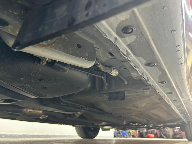 ノート Ｘ　ＦＯＵＲ　４ＷＤ・社外ディスプレイナビゲーション・Ｂｌｕｅｔｏｏｔｈ・バックカメラ・スマートキー・衝突軽減ブレーキ・横滑り防止装置・ステアリングヒーター・ＥＴＣ・クリアランスソナー・シートヒーター・レンタアップ（33枚目）