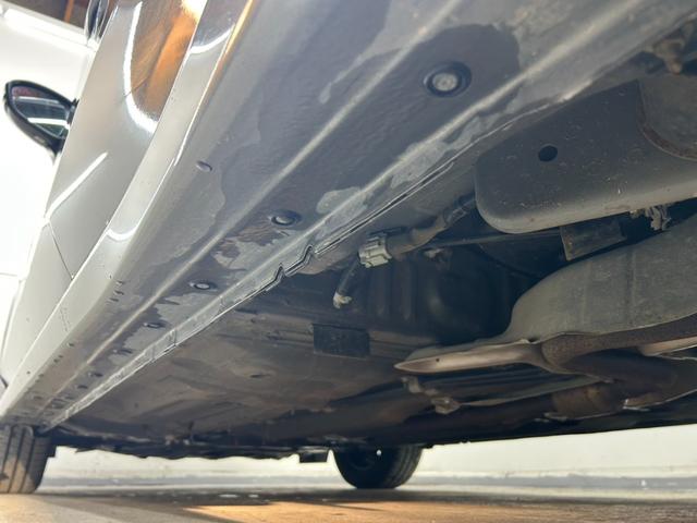 ノート Ｘ　ＦＯＵＲ　４ＷＤ・社外ディスプレイナビゲーション・Ｂｌｕｅｔｏｏｔｈ・バックカメラ・スマートキー・衝突軽減ブレーキ・横滑り防止装置・ステアリングヒーター・ＥＴＣ・クリアランスソナー・シートヒーター・レンタアップ（35枚目）