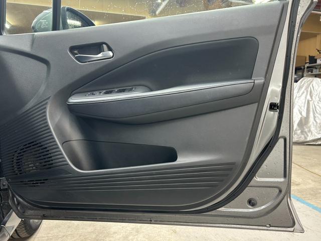 ノート Ｘ　ＦＯＵＲ　４ＷＤ・社外ディスプレイナビゲーション・Ｂｌｕｅｔｏｏｔｈ・バックカメラ・スマートキー・衝突軽減ブレーキ・横滑り防止装置・ステアリングヒーター・ＥＴＣ・クリアランスソナー・シートヒーター・レンタアップ（41枚目）