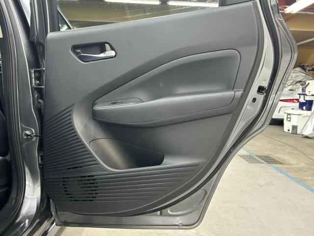 ノート Ｘ　ＦＯＵＲ　４ＷＤ・社外ディスプレイナビゲーション・Ｂｌｕｅｔｏｏｔｈ・バックカメラ・スマートキー・衝突軽減ブレーキ・横滑り防止装置・ステアリングヒーター・ＥＴＣ・クリアランスソナー・シートヒーター・レンタアップ（43枚目）