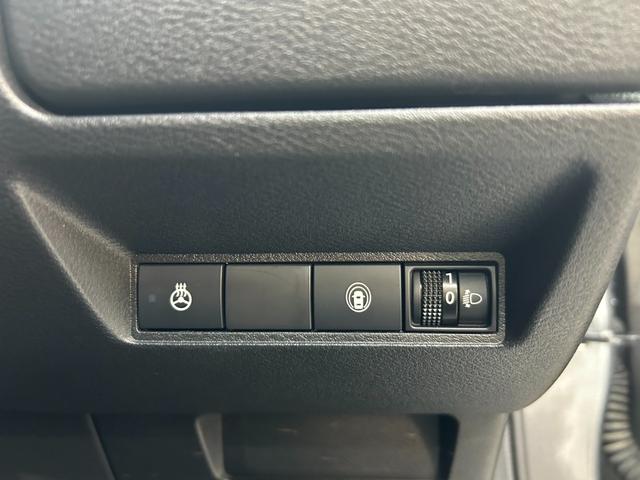 ノート Ｘ　ＦＯＵＲ　４ＷＤ・社外ディスプレイナビゲーション・Ｂｌｕｅｔｏｏｔｈ・バックカメラ・スマートキー・衝突軽減ブレーキ・横滑り防止装置・ステアリングヒーター・ＥＴＣ・クリアランスソナー・シートヒーター・レンタアップ（54枚目）