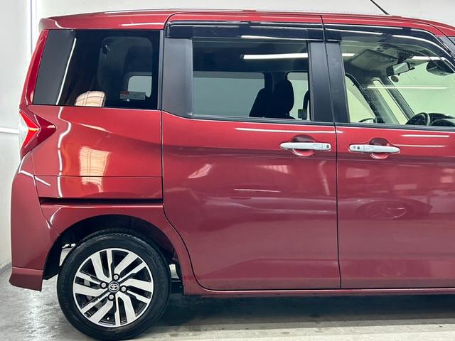 ルーミー カスタムＧ　４ＷＤ・純正ＳＤナビフルセグＴＶ・Ｂｌｕｅｔｏｏｔｈ・バックカメラ・両側パワースライドドア・クルコン・シートヒーター・ＥＴＣ・衝突軽減ブレーキ・横滑り防止装置・クリアランスソナー・アイドリングストップ（14枚目）