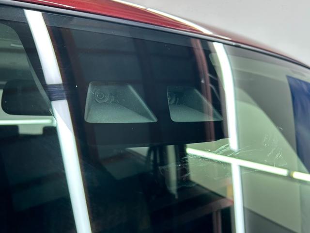 ルーミー カスタムＧ　４ＷＤ・純正ＳＤナビフルセグＴＶ・Ｂｌｕｅｔｏｏｔｈ・バックカメラ・両側パワースライドドア・クルコン・シートヒーター・ＥＴＣ・衝突軽減ブレーキ・横滑り防止装置・クリアランスソナー・アイドリングストップ（63枚目）