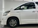 ＺＲ　４ＷＤ・純正ＨＤＤナビテレビ・バックカメラ・両側パワースライドドア・パワーバックドア・横滑り防止装置・クルーズコントロール・コーナーセンサー・純正エンジンスターター・ＥＴＣ（9枚目）