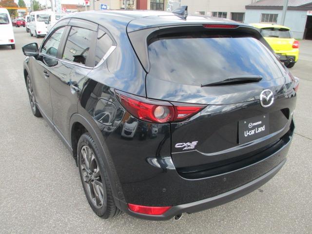 CX-5 XD プロアクティブ 4WD ディーゼルターボ 衝突被害軽減システム アイドリングストップ 全方位バックモニター パワーシート パワーバックドアー Bluetooth接続 CD/DVDプレイヤー LEDヘッドライト(16枚目)