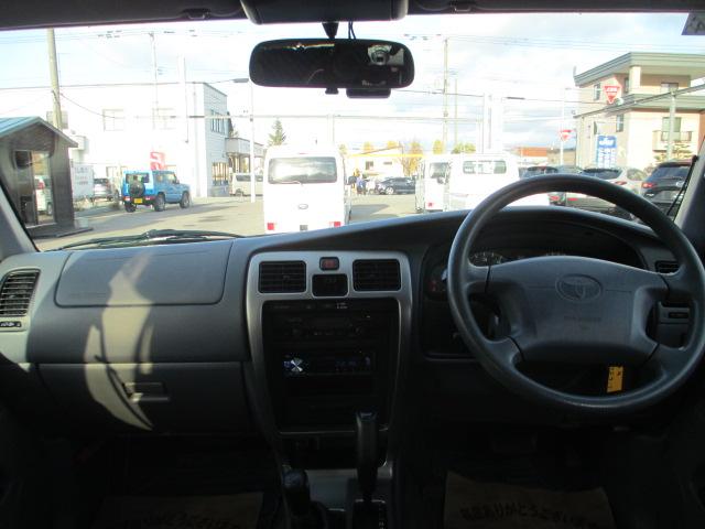 ハイラックスサーフ ＳＳＲ－Ｘ　Ｖセレクション　３０００ＣＣディーゼルターボ　切り替え付き４ＷＤ　フルノーマル車　社外セキュリティー　寒冷地仕様車　社外ＣＤプレイヤー　ドライブレコーダー（前後）　タイミングベルト交換済　禁煙車　夏冬タイヤ付き（2枚目）