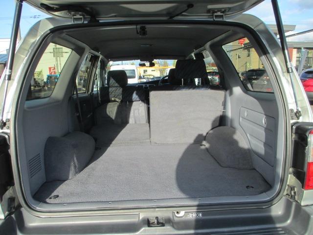 ハイラックスサーフ ＳＳＲ－Ｘ　Ｖセレクション　３０００ＣＣディーゼルターボ　切り替え付き４ＷＤ　フルノーマル車　社外セキュリティー　寒冷地仕様車　社外ＣＤプレイヤー　ドライブレコーダー（前後）　タイミングベルト交換済　禁煙車　夏冬タイヤ付き（26枚目）