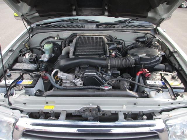 ハイラックスサーフ ＳＳＲ－Ｘ　Ｖセレクション　３０００ＣＣディーゼルターボ　切り替え付き４ＷＤ　フルノーマル車　社外セキュリティー　寒冷地仕様車　社外ＣＤプレイヤー　ドライブレコーダー（前後）　タイミングベルト交換済　禁煙車　夏冬タイヤ付き（44枚目）