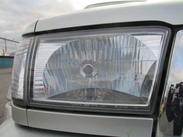 ハイラックスサーフ ＳＳＲ－Ｘ　Ｖセレクション　３０００ＣＣディーゼルターボ　切り替え付き４ＷＤ　フルノーマル車　社外セキュリティー　寒冷地仕様車　社外ＣＤプレイヤー　ドライブレコーダー（前後）　タイミングベルト交換済　禁煙車　夏冬タイヤ付き（48枚目）