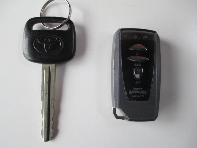 ハイラックスサーフ ＳＳＲ－Ｘ　Ｖセレクション　３０００ＣＣディーゼルターボ　切り替え付き４ＷＤ　フルノーマル車　社外セキュリティー　寒冷地仕様車　社外ＣＤプレイヤー　ドライブレコーダー（前後）　タイミングベルト交換済　禁煙車　夏冬タイヤ付き（51枚目）