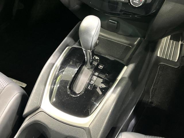 20X 4WD インテリジェントエマージェンシーブレーキ アラウンドビューモニター 全席シートヒーター LEDヘッド パワーバックドア クリアランスソナー スマートキー 純正18インチアルミ(21枚目)