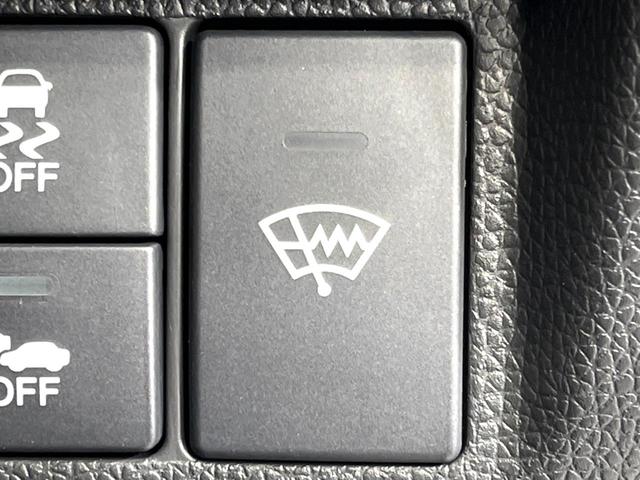 フィットハイブリッド Ｌパッケージ　４ＷＤ　ＳＤナビ　バックカメラ　寒冷地仕様　ＥＴＣ　革巻きステアリング　クルコン　禁煙車　ＬＥＤオートライト　オートエアコン　電動格納ミラー　Ｂｌｕｅｔｏｏｔｈ　スマートキー　シートリフター（6枚目）