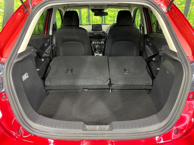 デミオ １５Ｓ　４ＷＤ　マツダコネクト　シートヒーター　ＬＥＤライト　オートエアコン　衝突軽減　ＢＳＭ　バックカメラ　フルセグ　ＥＴＣ　ステアリングスイッチ　オートハイビーム　１５インチＡＷ　スマートキー（12枚目）