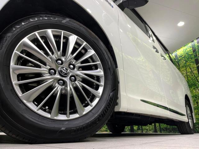 ヴェルファイアハイブリッド Ｖ　Ｌエディション　４ＷＤ　サンルーフ　モデリスタエアロ　純正ナビ　全方位カメラ　ＪＢＬサウンド　両側電動ドア　衝突軽減　レーダークルーズ　禁煙車　シートベンチレーション　ステアリングヒーター　電動リアゲート　ＥＴＣ（15枚目）