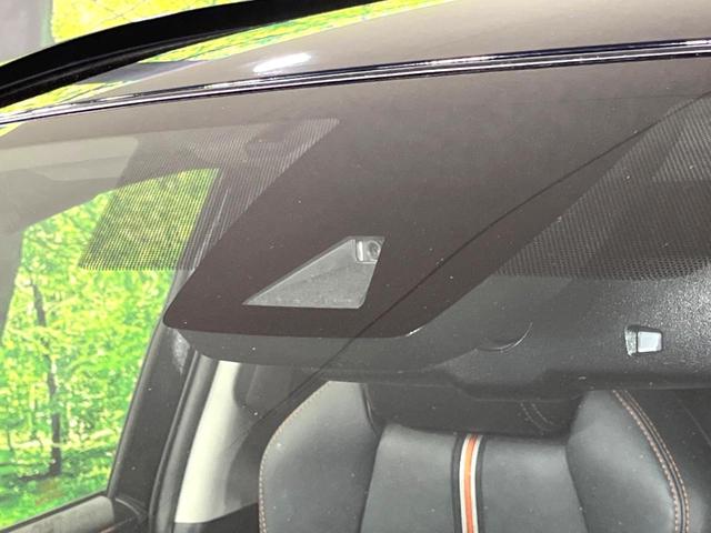 ＲＡＶ４ アドベンチャー　４ＷＤ　純正９型ＤＡ　全周囲カメラ　ＴＲＤガーニッシュ（ＬＥＤ付）　寒冷地仕様　衝突軽減　レーダークルーズ　置くだけ充電　禁煙車　合皮シート　パワーシート　ドラレコ　ルーフレール　純正１９インチＡＷ（31枚目）