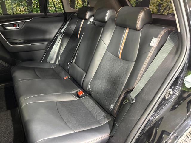 ＲＡＶ４ アドベンチャー　４ＷＤ　純正９型ＤＡ　全周囲カメラ　ＴＲＤガーニッシュ（ＬＥＤ付）　寒冷地仕様　衝突軽減　レーダークルーズ　置くだけ充電　禁煙車　合皮シート　パワーシート　ドラレコ　ルーフレール　純正１９インチＡＷ（37枚目）