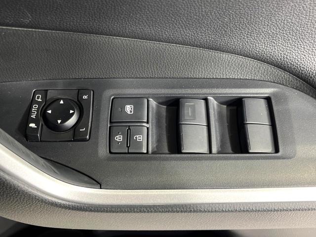 ＲＡＶ４ アドベンチャー　４ＷＤ　純正９型ＤＡ　全周囲カメラ　ＴＲＤガーニッシュ（ＬＥＤ付）　寒冷地仕様　衝突軽減　レーダークルーズ　置くだけ充電　禁煙車　合皮シート　パワーシート　ドラレコ　ルーフレール　純正１９インチＡＷ（56枚目）