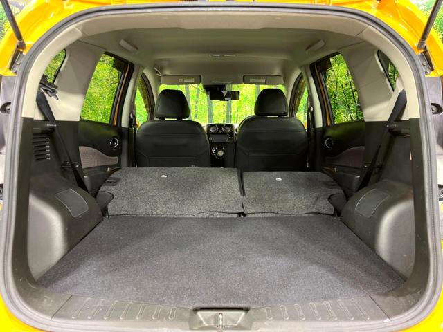 ノート ｅ－パワー　メダリスト　ＦＯＵＲ　４ＷＤ　純正ナビ　全方位カメラ　衝突軽減　レーダークルーズ　禁煙車　ハーフレザーシート　コーナーセンサー　寒冷地仕様　スマートキー　ＬＥＤヘッドライト・フォグ　オートライト　オートエアコン（11枚目）