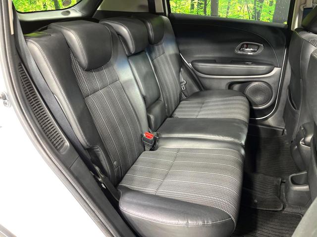 ヴェゼル ハイブリッドＸ・Ｌパッケージ　４ＷＤ　純正ナビ　バックカメラ　寒冷地仕様　衝突軽減　シートヒーター　ＥＴＣ　クルーズコントロール　スマートキー　ＬＥＤヘッド　オートライト　オートエアコン　純正１７インチＡＷ　ルーフレール（10枚目）