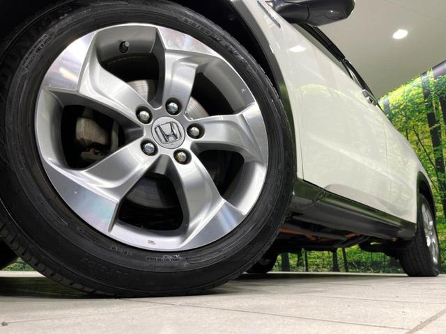 ヴェゼル ハイブリッドＸ・Ｌパッケージ　４ＷＤ　純正ナビ　バックカメラ　寒冷地仕様　衝突軽減　シートヒーター　ＥＴＣ　クルーズコントロール　スマートキー　ＬＥＤヘッド　オートライト　オートエアコン　純正１７インチＡＷ　ルーフレール（14枚目）