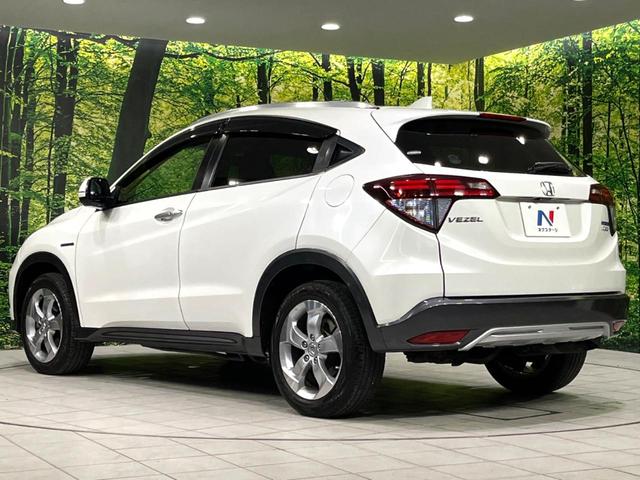 ヴェゼル ハイブリッドＸ・Ｌパッケージ　４ＷＤ　純正ナビ　バックカメラ　寒冷地仕様　衝突軽減　シートヒーター　ＥＴＣ　クルーズコントロール　スマートキー　ＬＥＤヘッド　オートライト　オートエアコン　純正１７インチＡＷ　ルーフレール（18枚目）