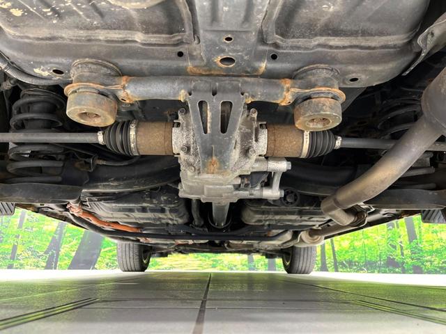 ヴェゼル ハイブリッドＸ・Ｌパッケージ　４ＷＤ　純正ナビ　バックカメラ　寒冷地仕様　衝突軽減　シートヒーター　ＥＴＣ　クルーズコントロール　スマートキー　ＬＥＤヘッド　オートライト　オートエアコン　純正１７インチＡＷ　ルーフレール（20枚目）